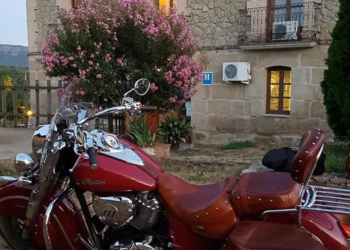 Bodegas De Arnes - Adults Only