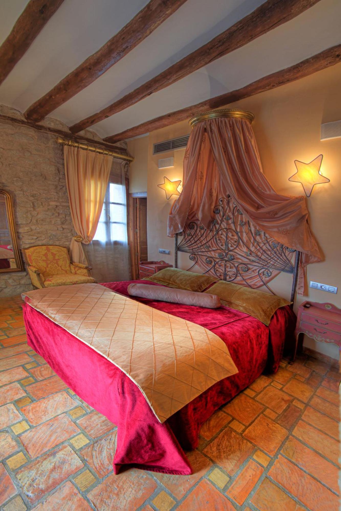 Bodegas De Arnes - Adults Only Hotel