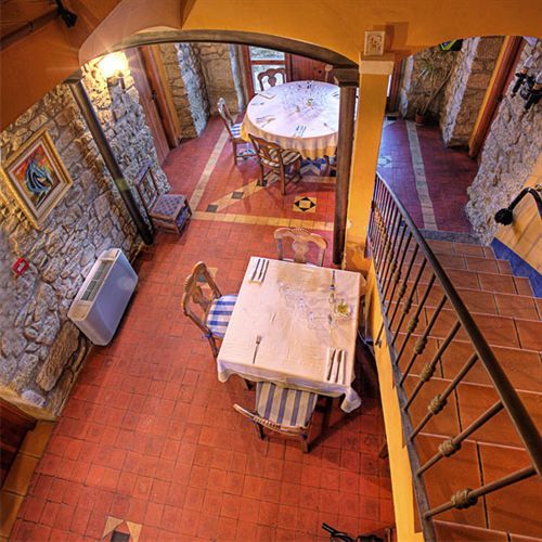 Bodegas De Arnes - Adults Only Graus