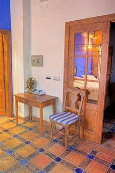 Bodegas De Arnes - Adults Only 2*